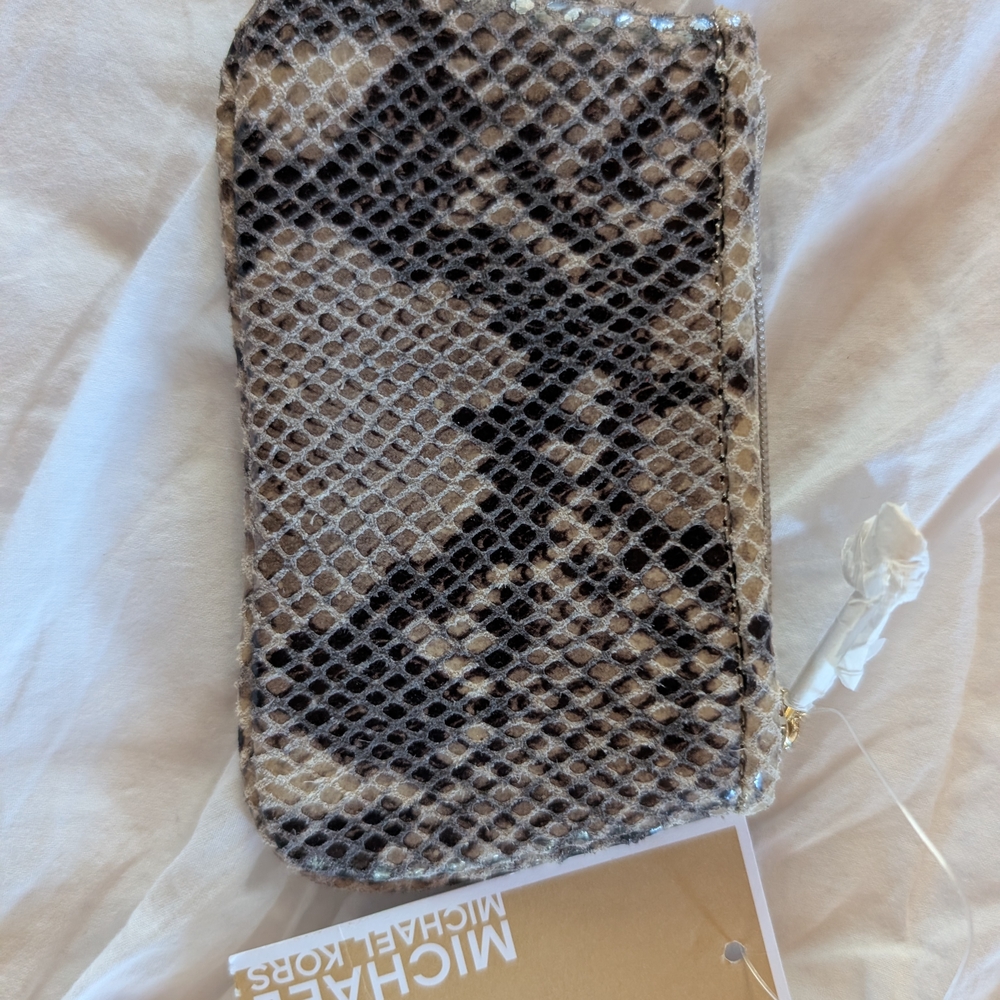 MICHAEL KORS Snake-Print Wristlet Key Pouch in Brown and Gold - Picture 3 of 4